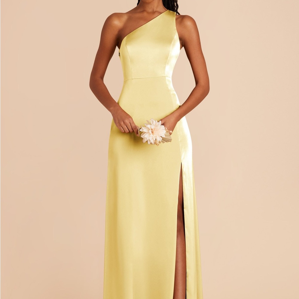 Birdey Grey Kira Matte Satin Dress - Lemon Sorbet
M - Picture 3 of 8